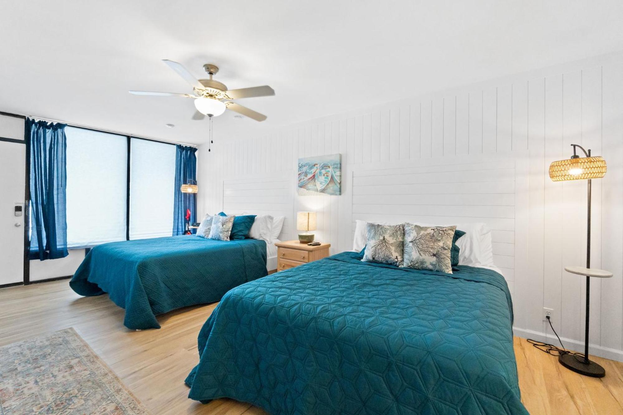 Cozy 1-Bedroom Condo With Pool Access In 오션아일랜드 비치 외부 사진
